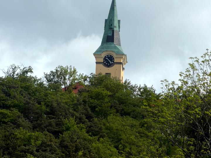 Klášter - zápas - MP bílý